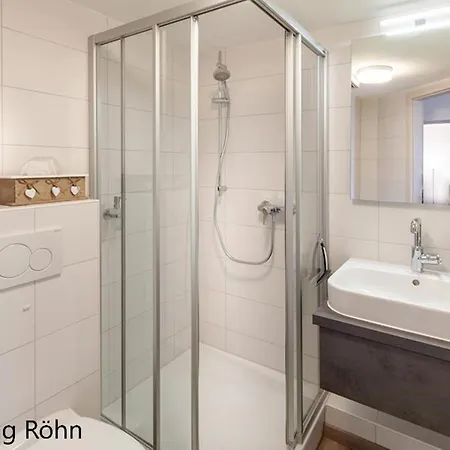 Daire Gaestehaus Zur Quelle *